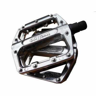 Pédales Larges Vélo BMX Et Fixie Argent 9/16 Wellgo 3 Pédales Larges Vélo BMX Et Fixie Argent 9/16 Wellgo – Image 3